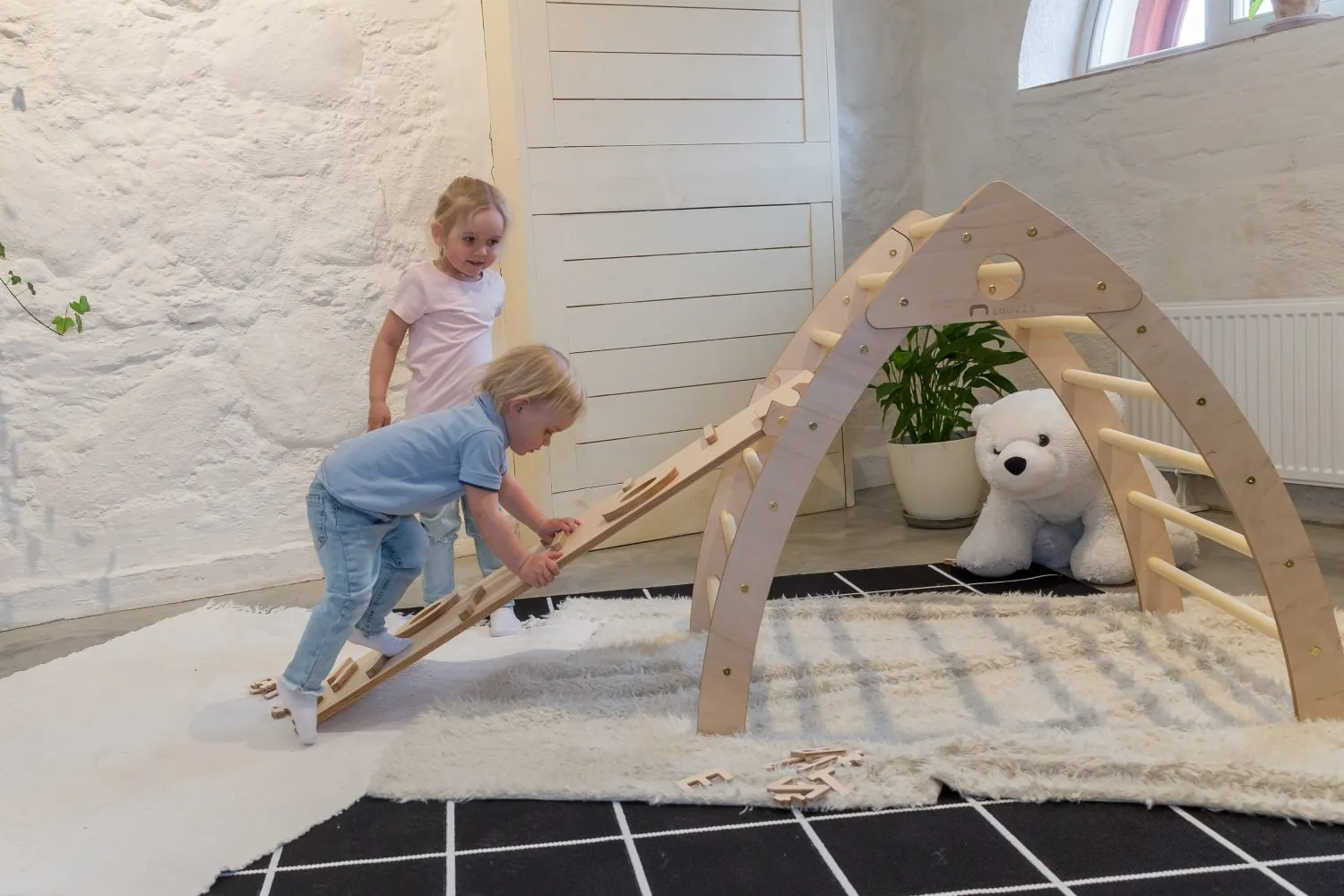 Trekant Climber Set with Ramp